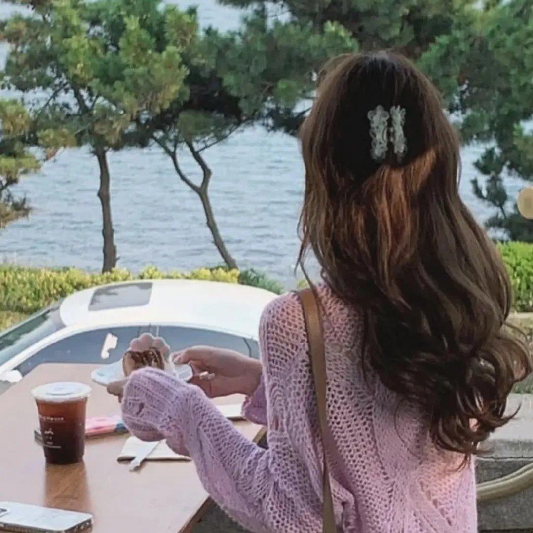 牠 海报