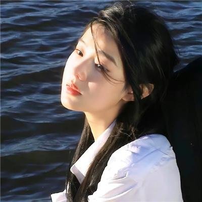 皇室画廊 海报